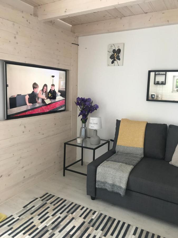 Angelit Studio Apartman ซาลาคาโรส ภายนอก รูปภาพ